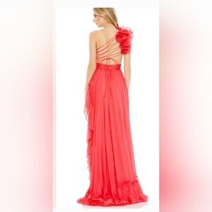 Mac Duggal Cherry Ruffled Dress Style 67989 Sz 8 Retails 598.00 NEW